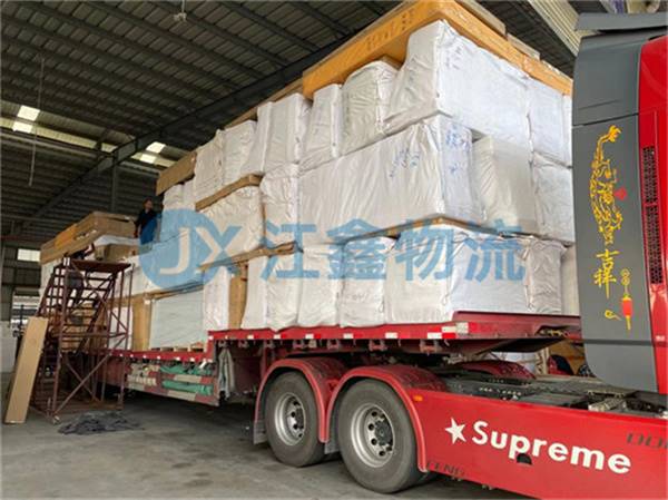 成都到鐵門關物流公司-成都到鐵門關物流多少錢一斤